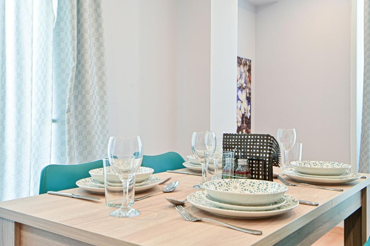 Charming Apartment With A Sea View Terrace Piraeus Luaran gambar