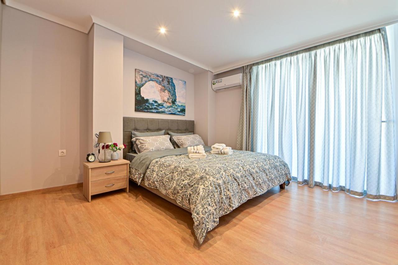 Charming Apartment With A Sea View Terrace Piraeus Luaran gambar