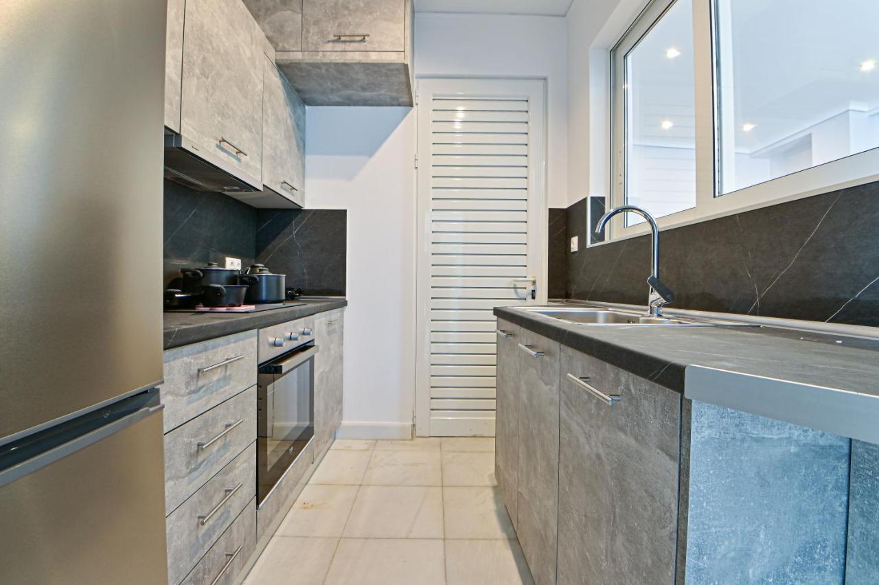 Charming Apartment With A Sea View Terrace Piraeus Luaran gambar