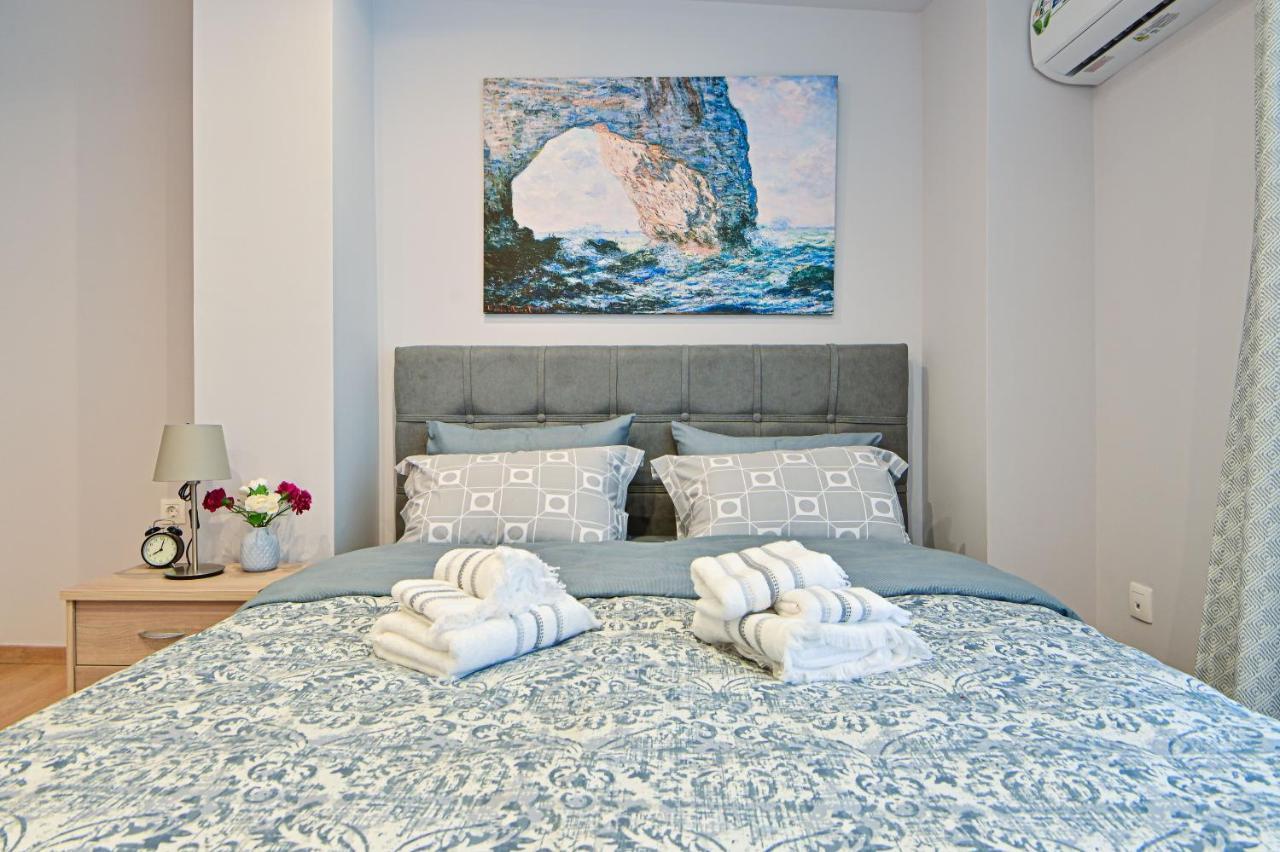 Charming Apartment With A Sea View Terrace Piraeus Luaran gambar